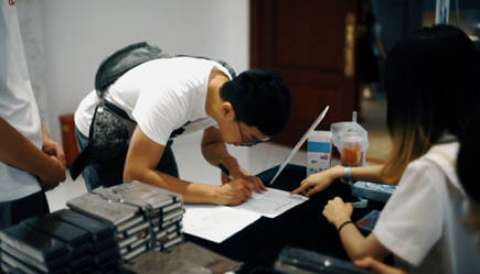 “倾听、交流、分享”2018J9九游会学院夏季校友会(图3)
